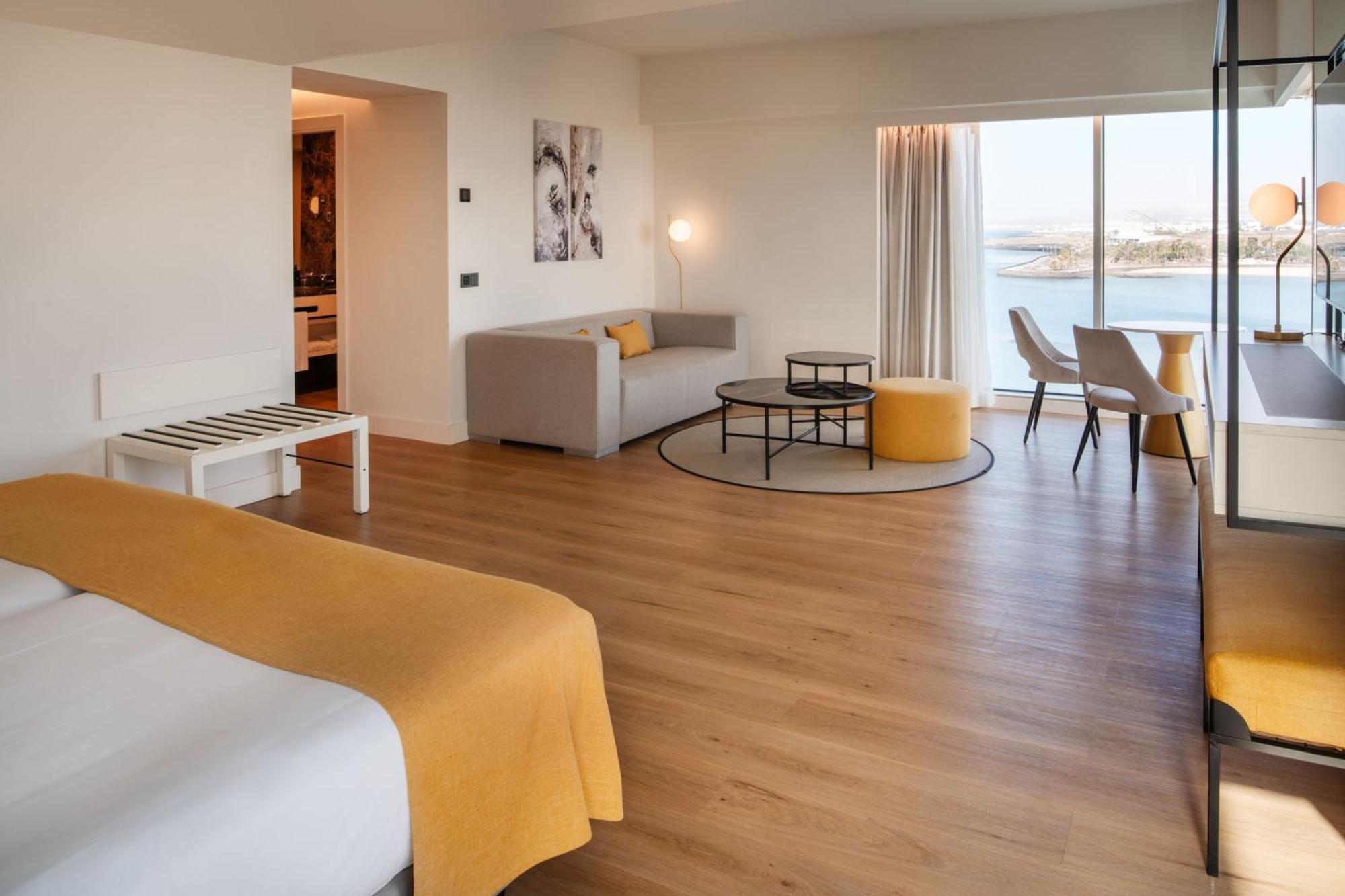 Arrecife Gran Hotel&Spa Arrecife (Lanzarote) Exterior foto A room at the hotel