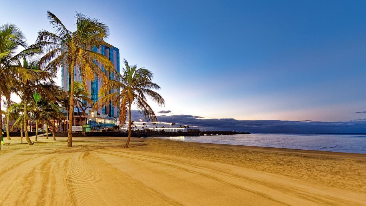 Arrecife Gran Hotel&Spa Arrecife (Lanzarote) Exterior foto The beach at the Sheraton Jumeirah Hotel