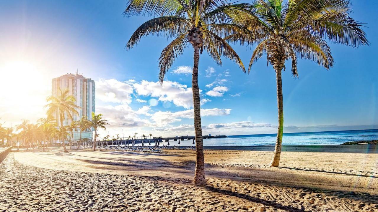 Arrecife Gran Hotel&Spa Arrecife (Lanzarote) Exterior foto A beach in Hollywood, Florida